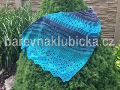 pletený šátek z Barevného klubíčka s návodem