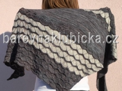 Návod na pletený šátek Victoria Malabrigo Mechita