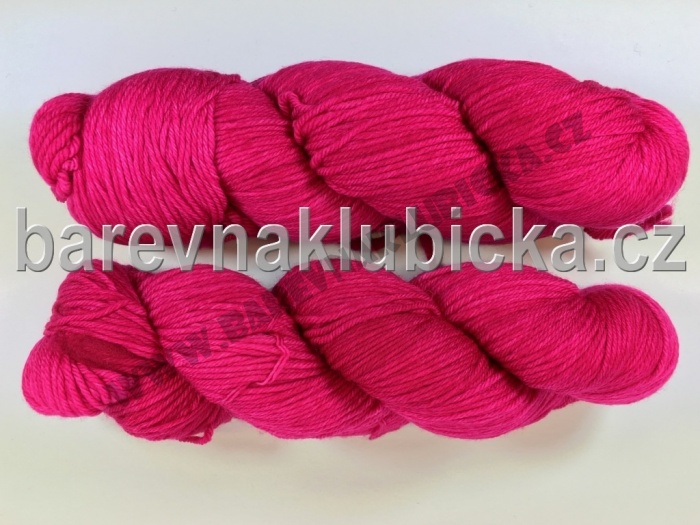 Malabrigo Arroyo fucsia 093