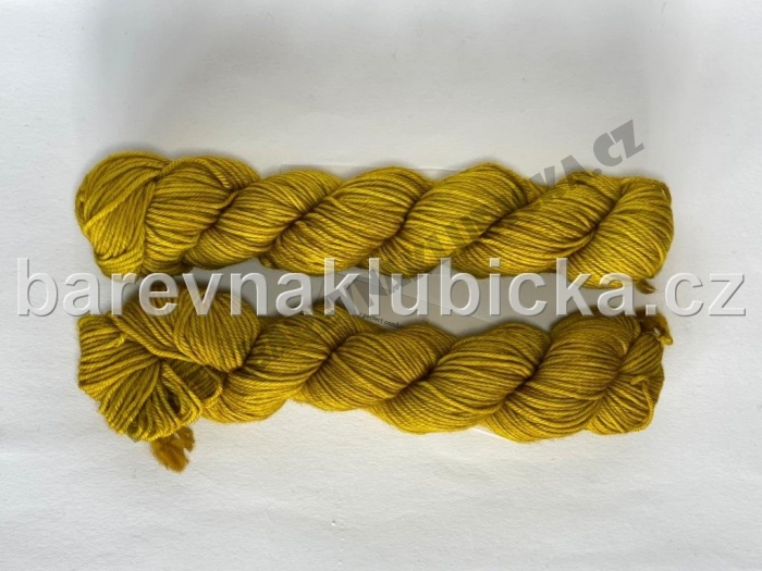 Malabrigo Caprino 035 Frank Ochre