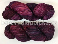Malabrigo Arroyo 875 Purpuras