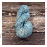 Vivacious 4ply 625 Shoreline